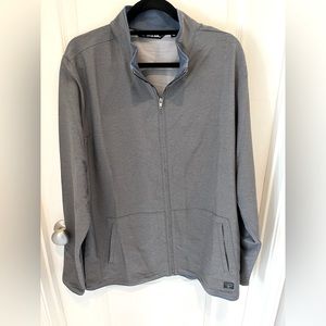 Travis Mathew light weight jacket